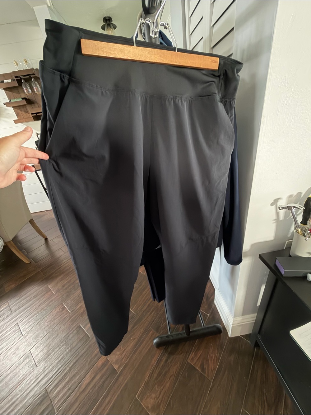 Women’s under armor Black storm golf Pants - Stretch Comfort